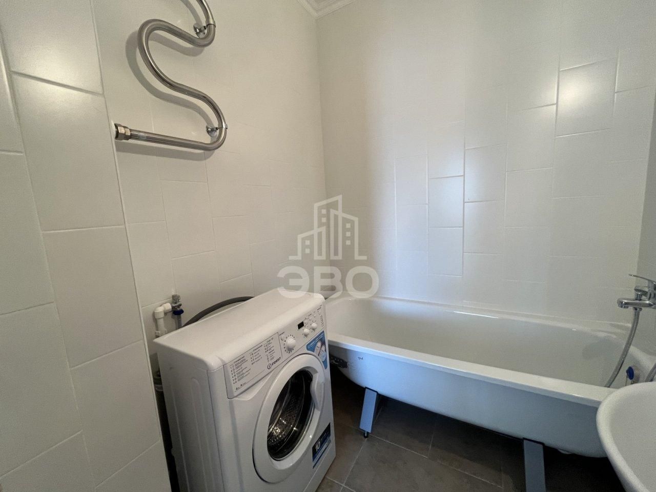 двухкомнатная квартира в Санкт-Петербурге по адресу: Реки Каменки наб., 21, к 1