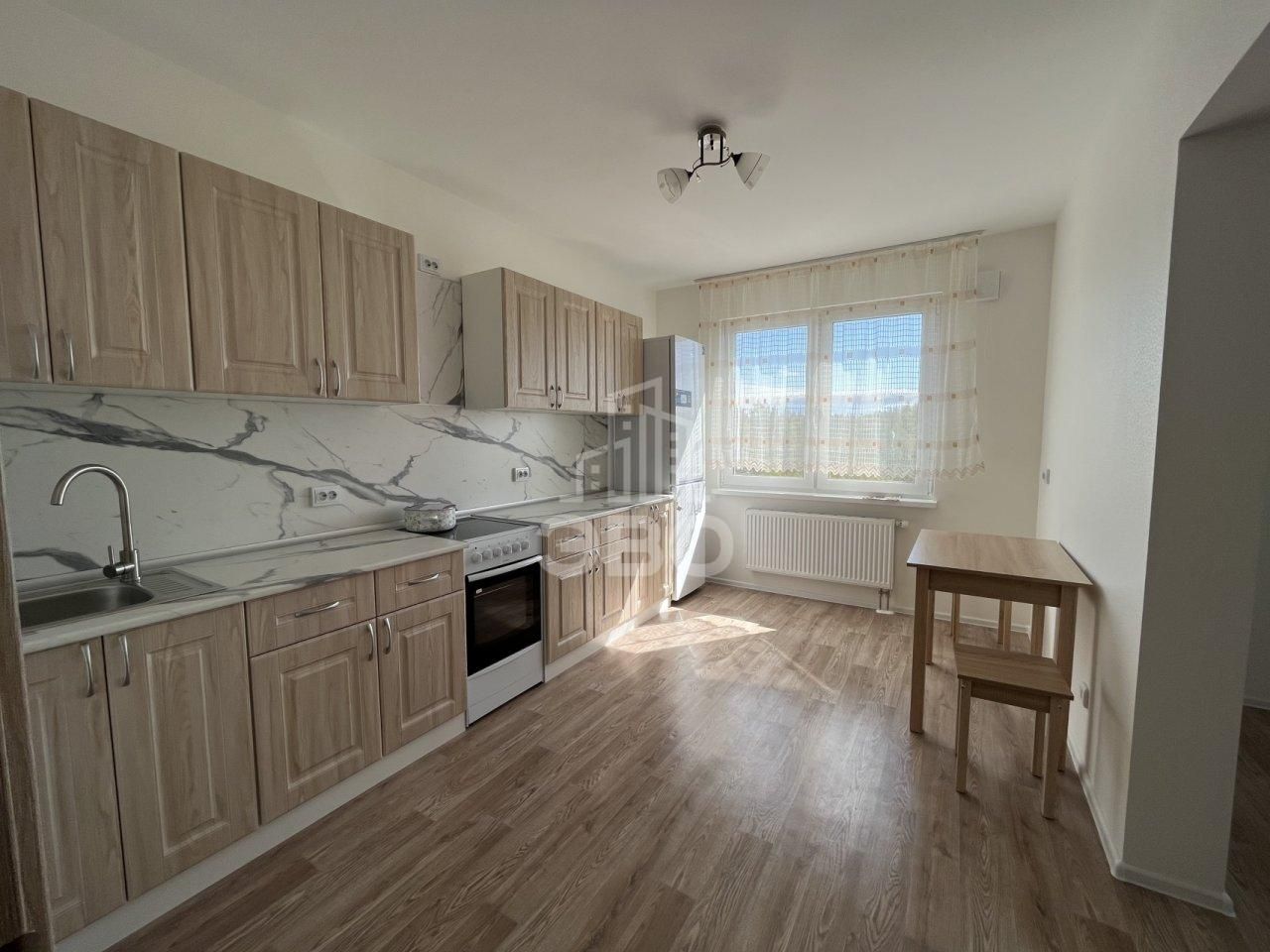 двухкомнатная квартира в Санкт-Петербурге по адресу: Реки Каменки наб., 21, к 1