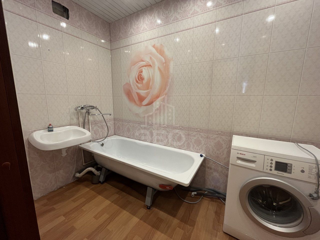 двухкомнатная квартира в Санкт-Петербурге по адресу: Фёдора Абрамова ул., 8, к 1