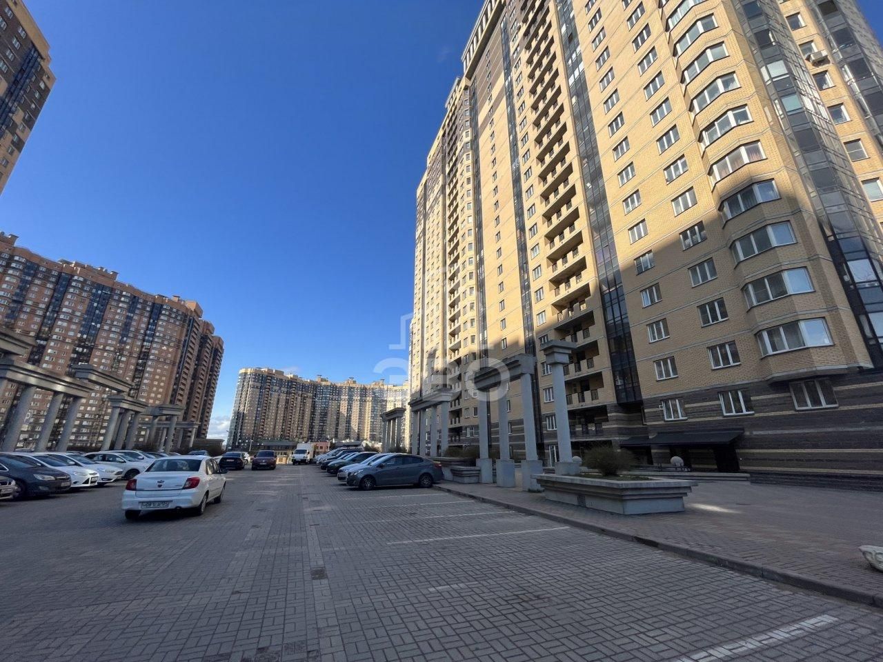 двухкомнатная квартира в Санкт-Петербурге по адресу: Фёдора Абрамова ул., 8, к 1