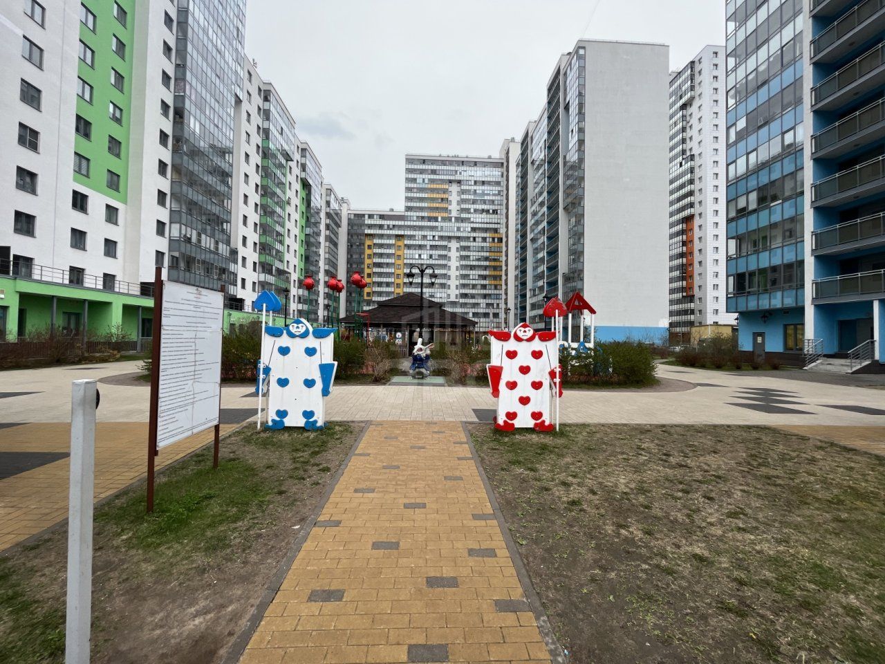 однокомнатная квартира в Санкт-Петербурге по адресу: Парашютная ул., 38, к 1