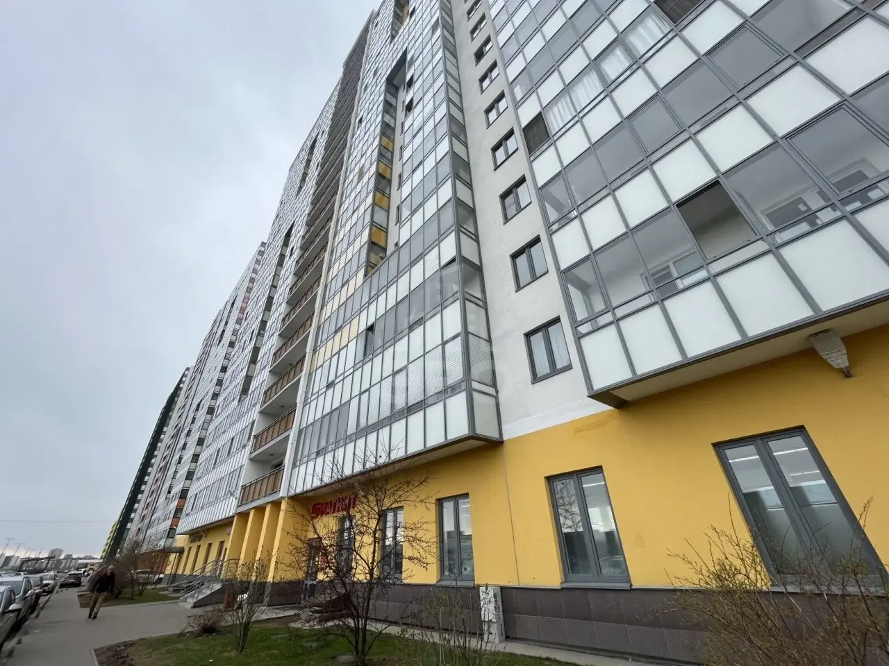 однокомнатная квартира в Санкт-Петербурге по адресу: Парашютная ул., 38, к 1