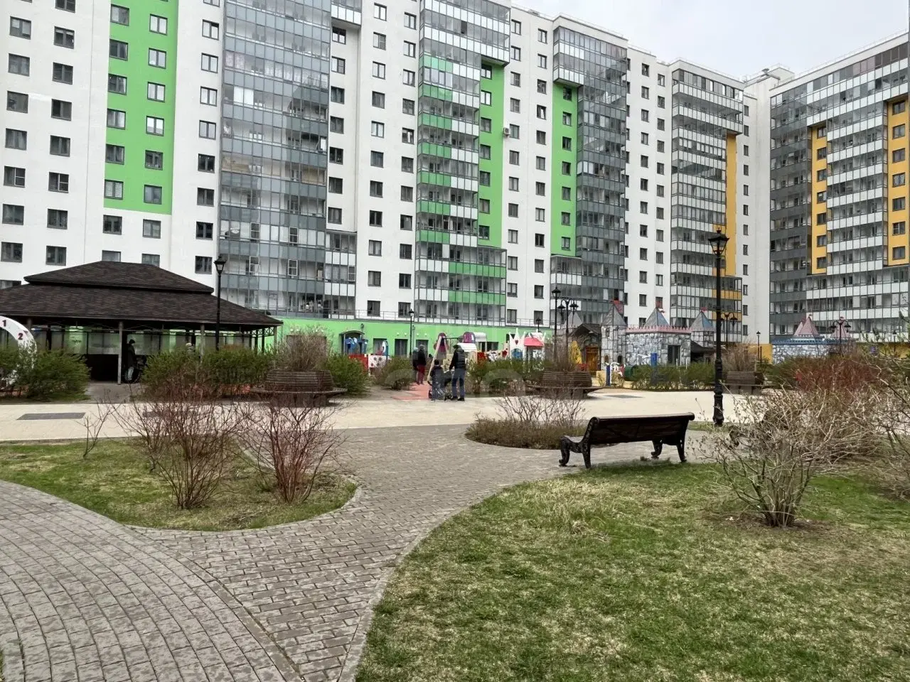 однокомнатная квартира в Санкт-Петербурге по адресу: Парашютная ул., 38, к 1