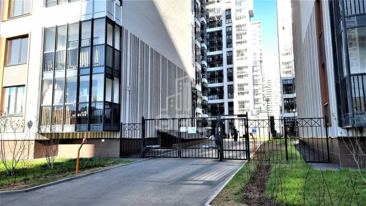 однокомнатная квартира в Санкт-Петербурге по адресу: Верхне-Каменская ул., 9, к 1