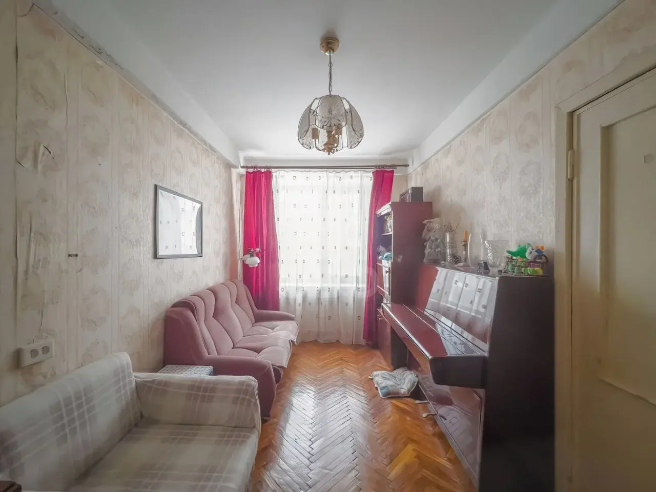 трехкомнатная квартира в Санкт-Петербурге по адресу: Федосеенко ул., 29
