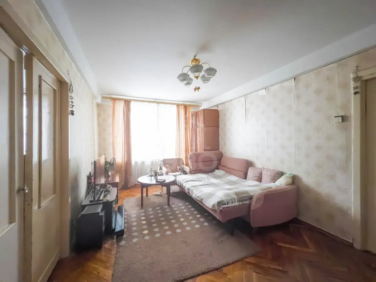 трехкомнатная квартира в Санкт-Петербурге по адресу: Федосеенко ул., 29