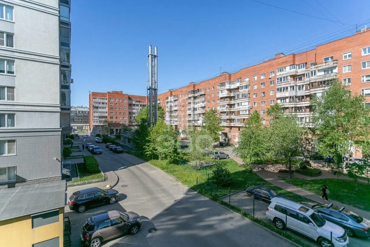 четырехкомнатная квартира в Санкт-Петербурге по адресу: Московский проспект, 73, к 4