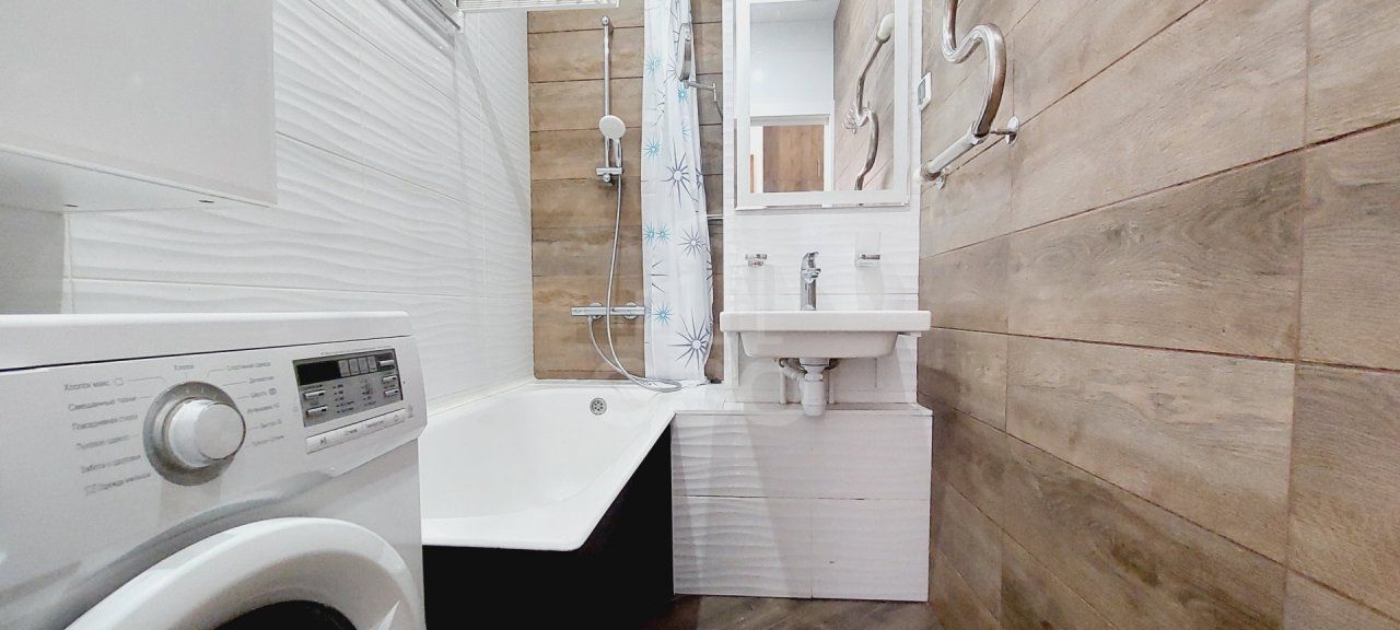 однокомнатная квартира в Санкт-Петербурге по адресу: Комендантский проспект, 60, к 1