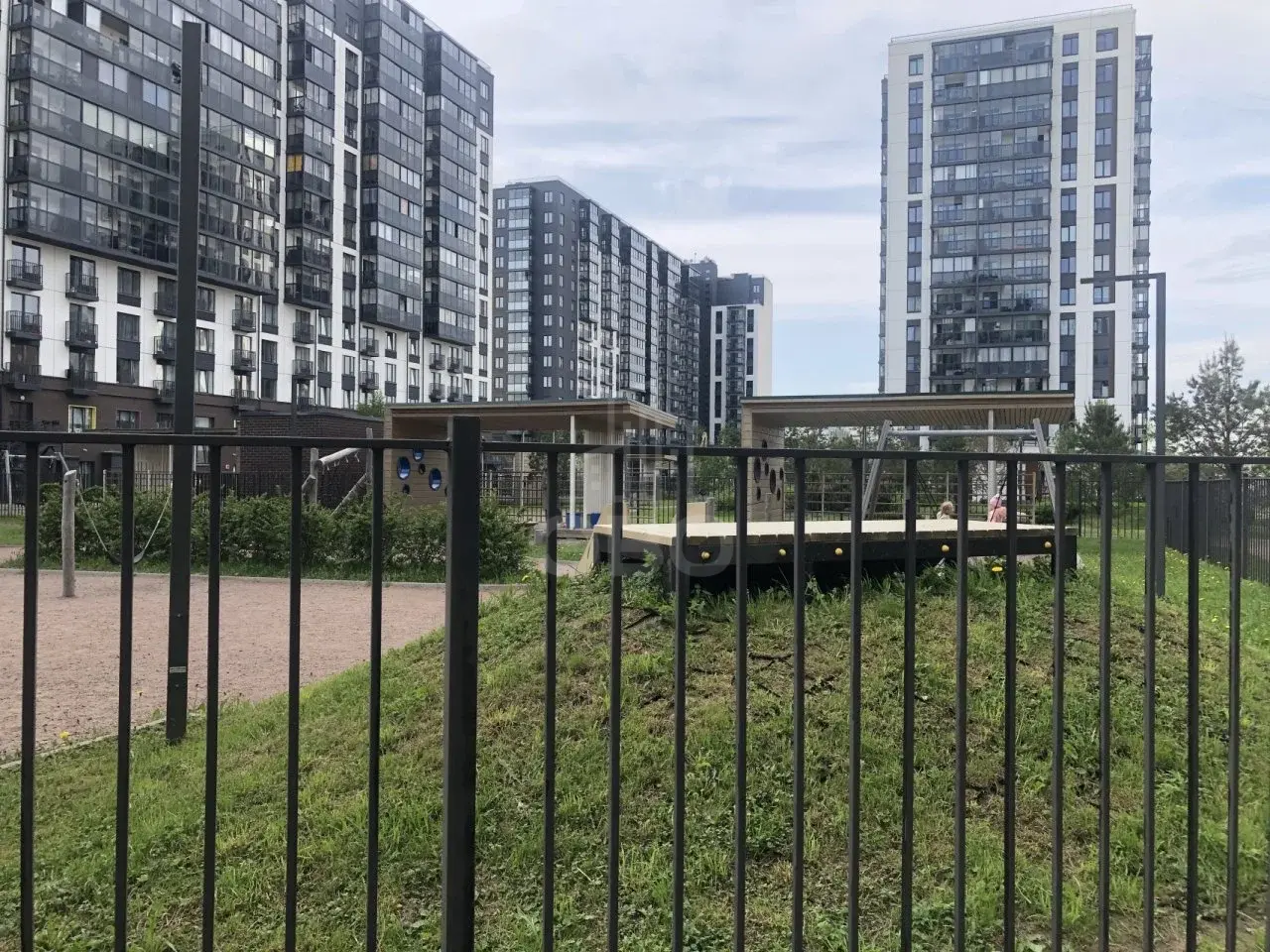 трехкомнатная квартира в Санкт-Петербурге по адресу: Магнитогорская ул., 3, к 2