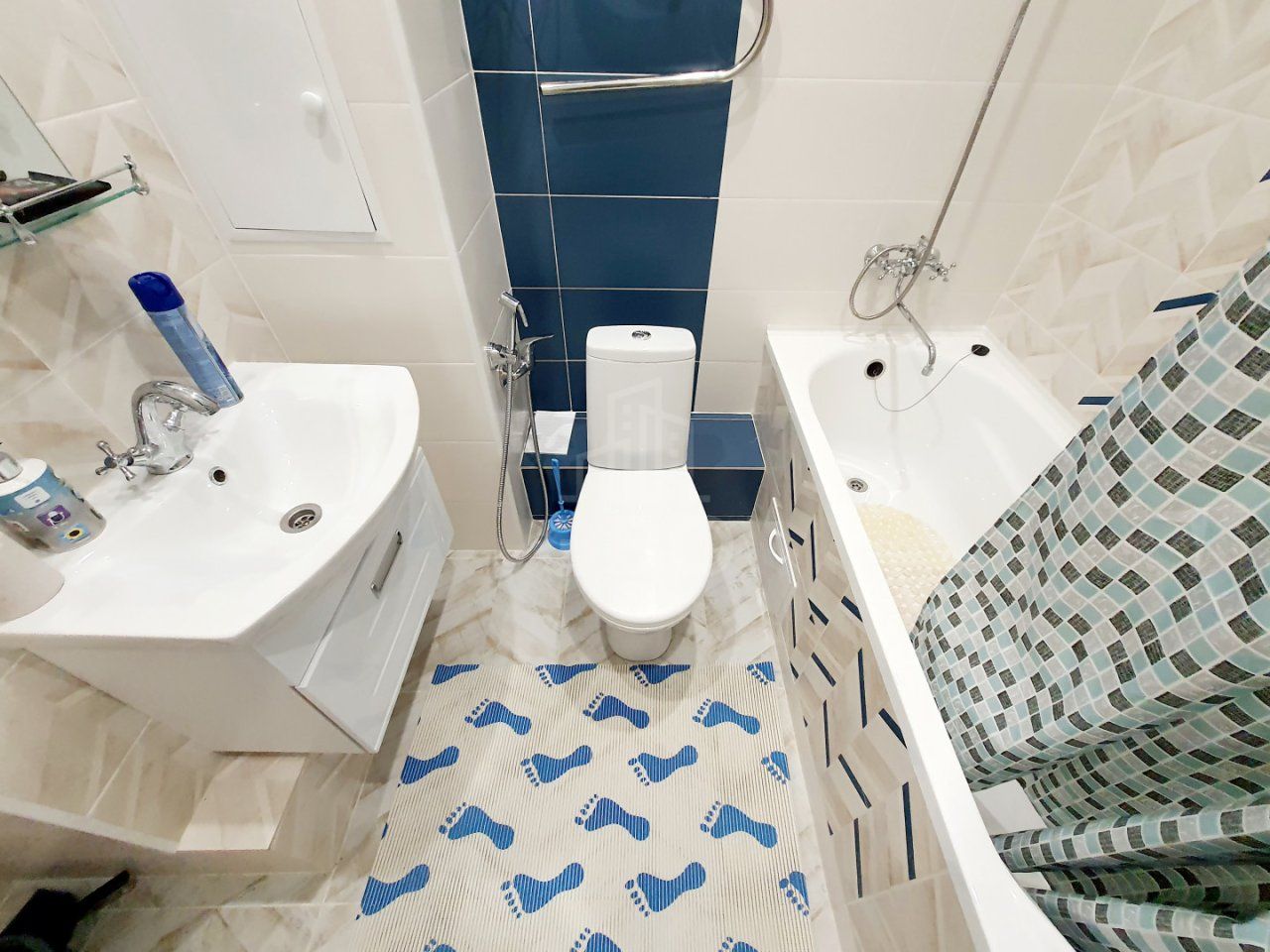 однокомнатная квартира в Санкт-Петербург по адресу: 1-й Предпортовый проезд, 15, строение 1