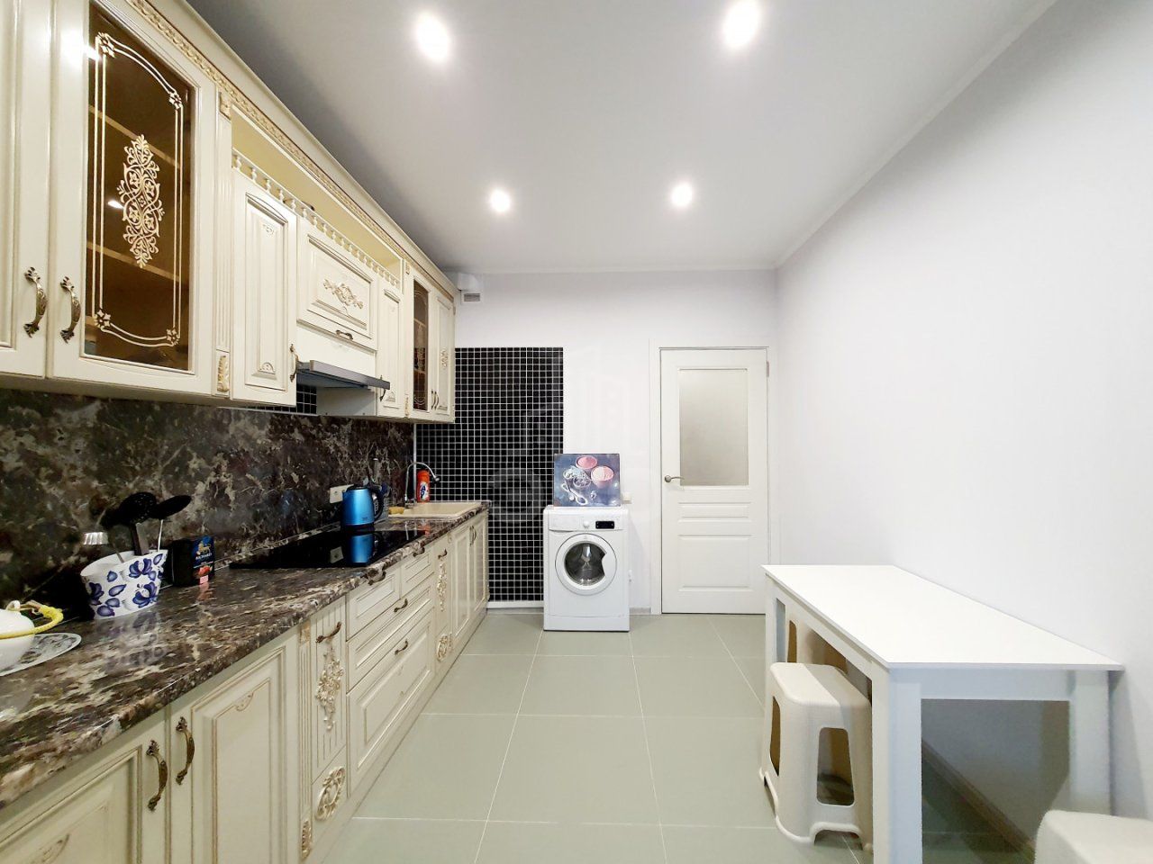 однокомнатная квартира в Санкт-Петербург по адресу: 1-й Предпортовый проезд, 15, строение 1