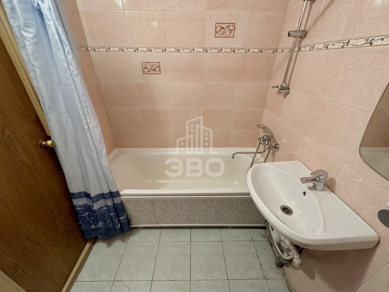 однокомнатная квартира в Санкт-Петербурге по адресу: Коллонтай ул., 23, к 3