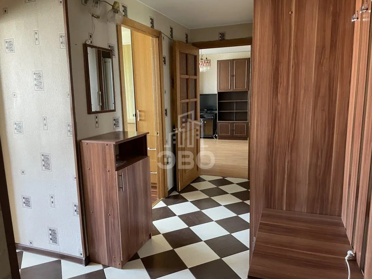 трехкомнатная квартира в Санкт-Петербурге по адресу: Чудновского ул., 8, к 1