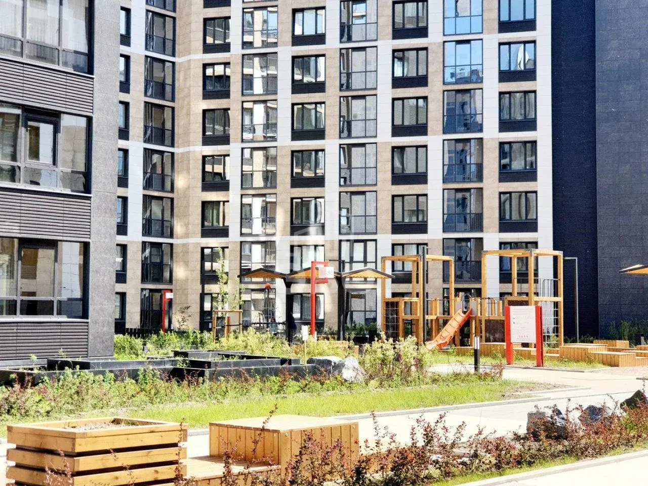 двухкомнатная квартира в Санкт-Петербурге по адресу: Тосина ул., 6, строение 1
