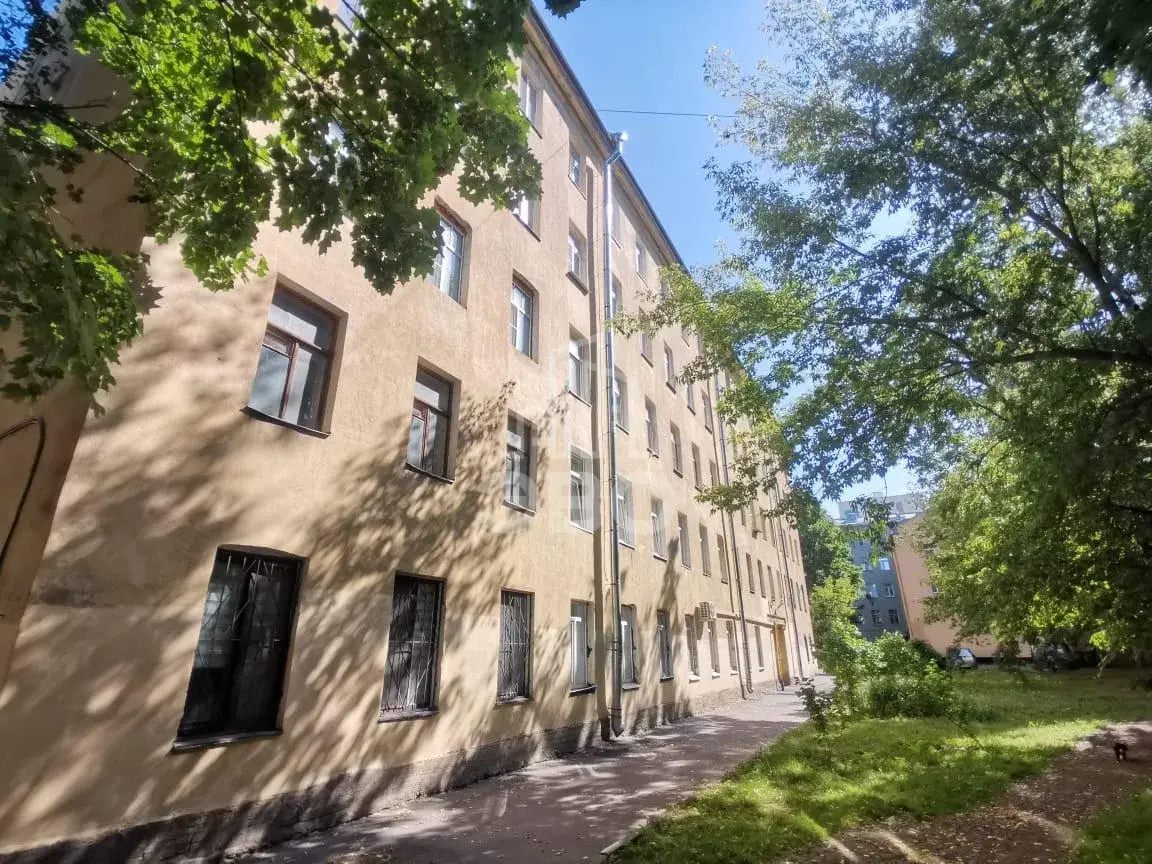 двухкомнатная квартира в Санкт-Петербурге по адресу: Железноводская ул., 12, к Б