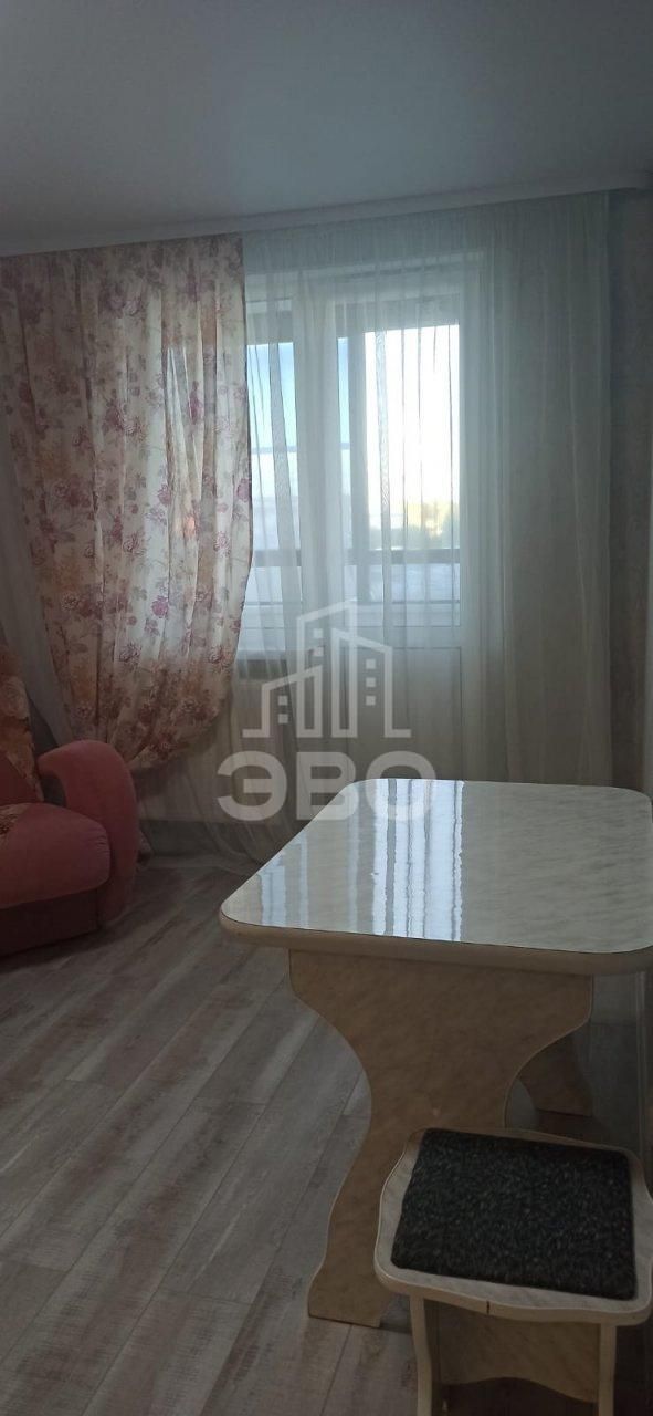 однокомнатная квартира в Санкт-Петербурге по адресу: Промышленная ул., 2