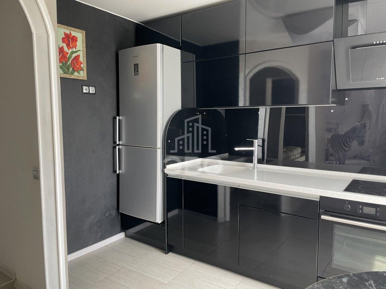 однокомнатная квартира в Санкт-Петербурге по адресу: Большевиков проспект, 38, к 2