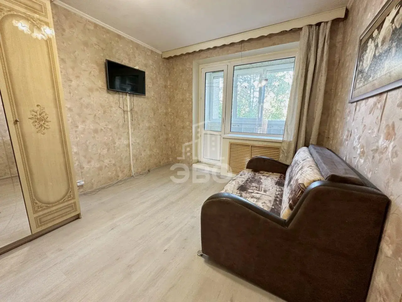 трехкомнатная квартира в Санкт-Петербурге по адресу: Кржижановского ул., 5, к 4