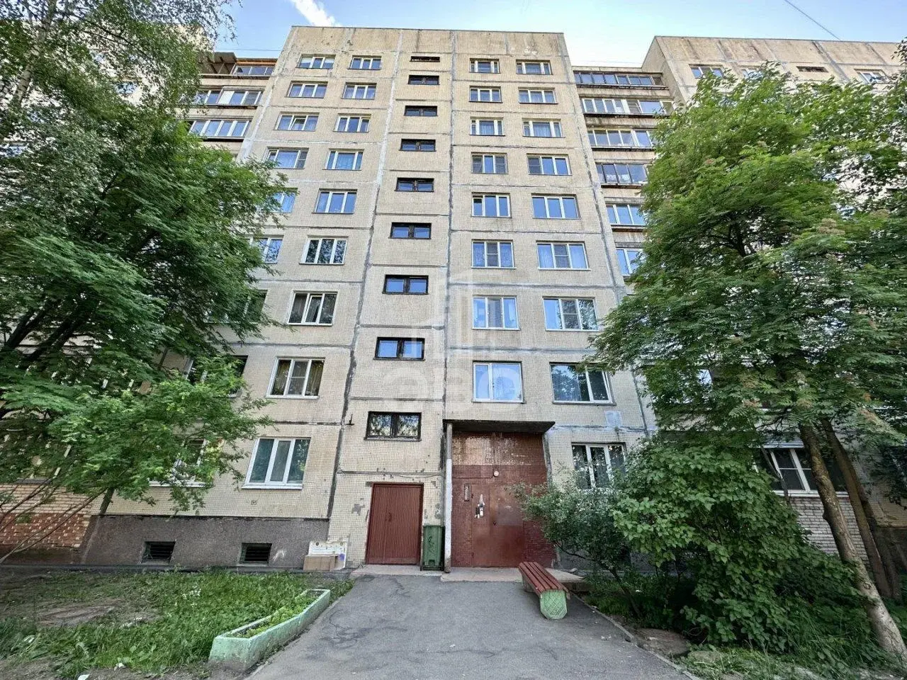 трехкомнатная квартира в Санкт-Петербурге по адресу: Кржижановского ул., 5, к 4
