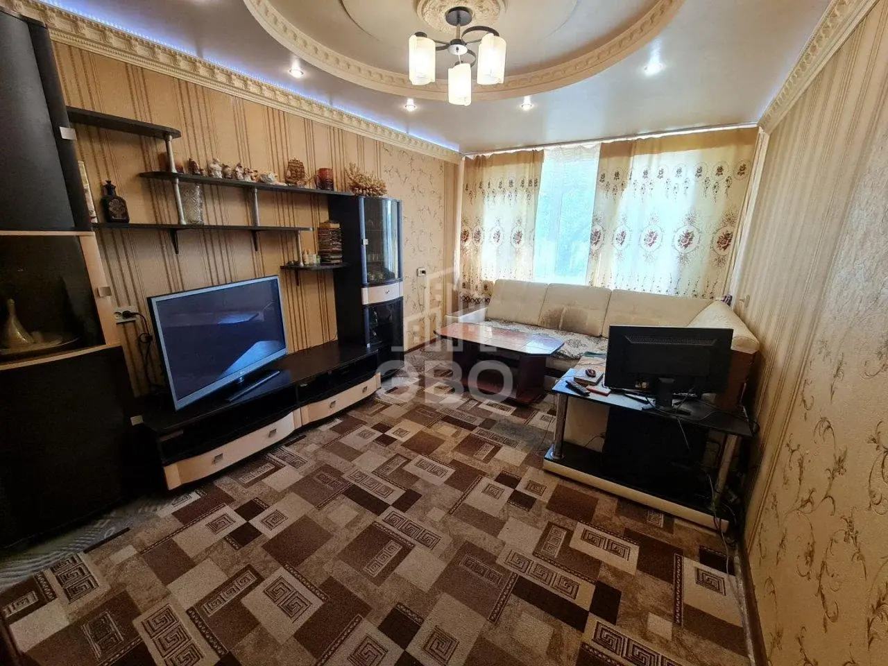 двухкомнатная квартира в Санкт-Петербурге по адресу: Большевиков проспект, 35, к 1