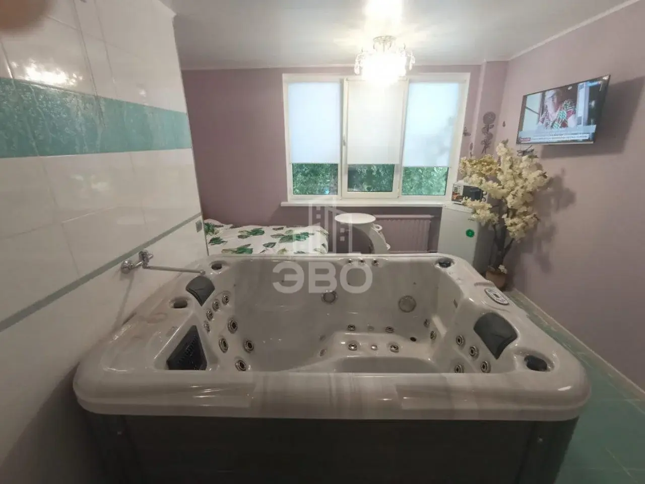 коммерция в Санкт-Петербурге по адресу: Купчинская ул., 8, к 1