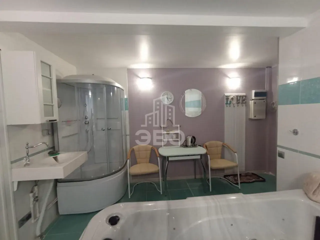 коммерция в Санкт-Петербурге по адресу: Купчинская ул., 8, к 1