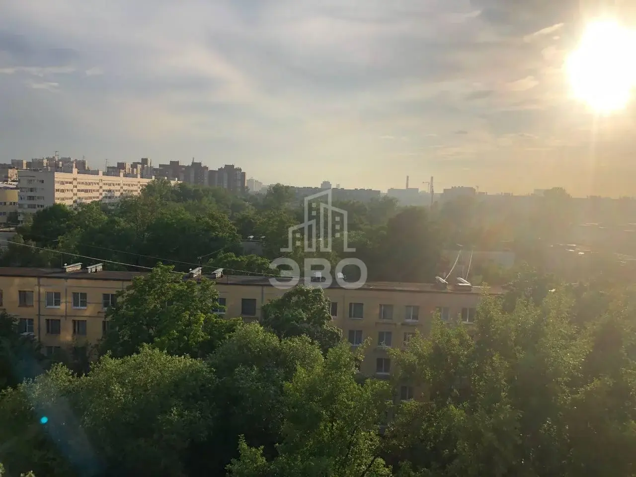 трехкомнатная квартира в Санкт-Петербурге по адресу: Бурцева ул., 19