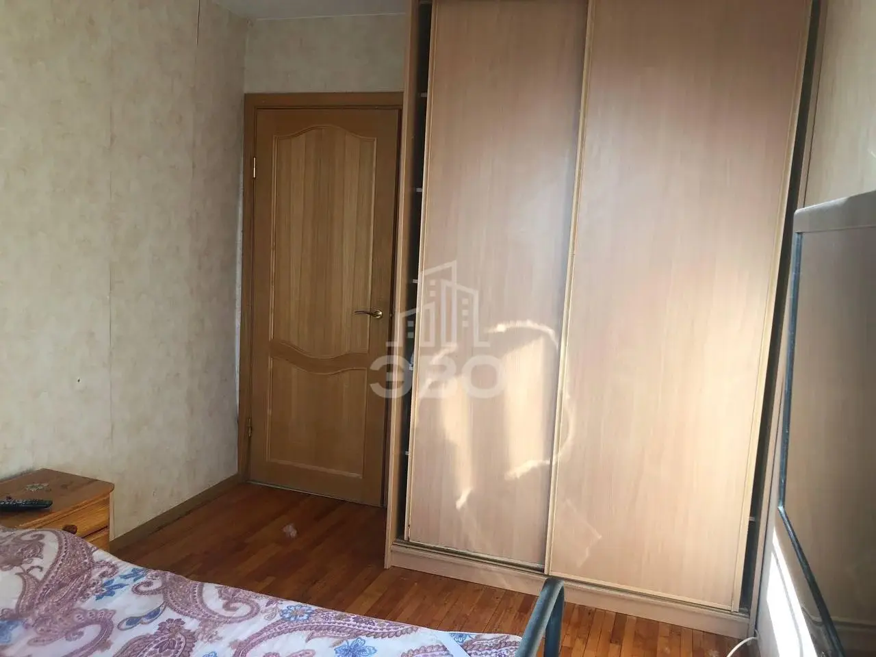 трехкомнатная квартира в Санкт-Петербурге по адресу: Бурцева ул., 19
