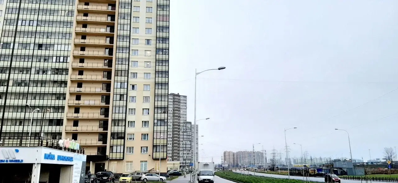 студия в Санкт-Петербурге по адресу: Охтинская аллея, 16