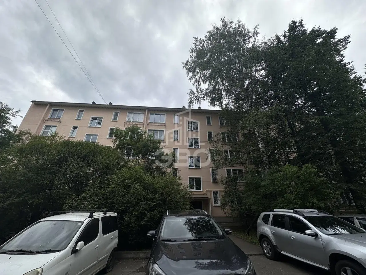 трехкомнатная квартира в Санкт-Петербурге по адресу: Червонного Казачества ул., 40