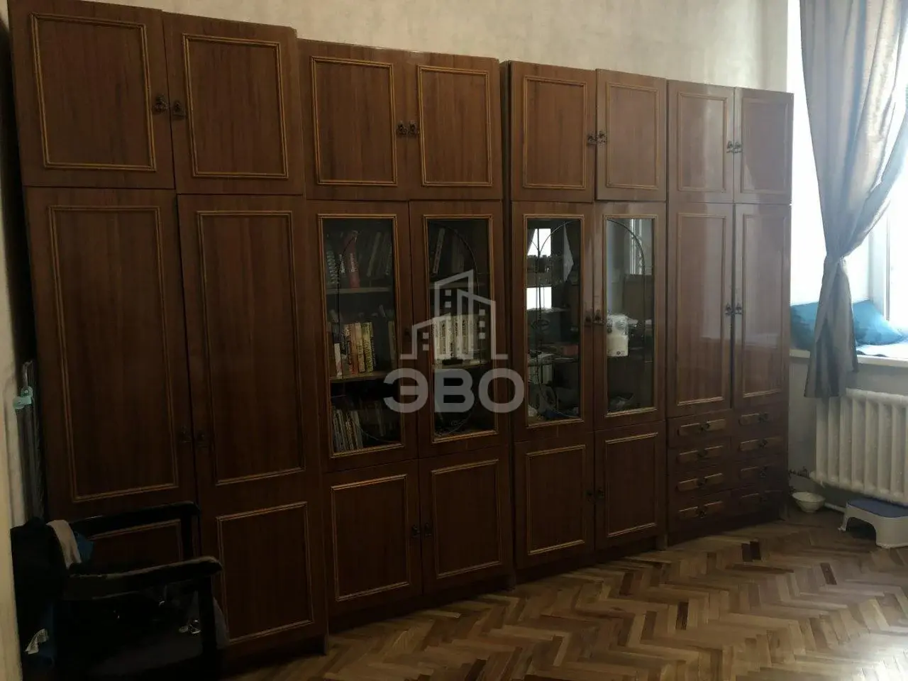 комната в Санкт-Петербурге по адресу: Кирилловская ул., 18