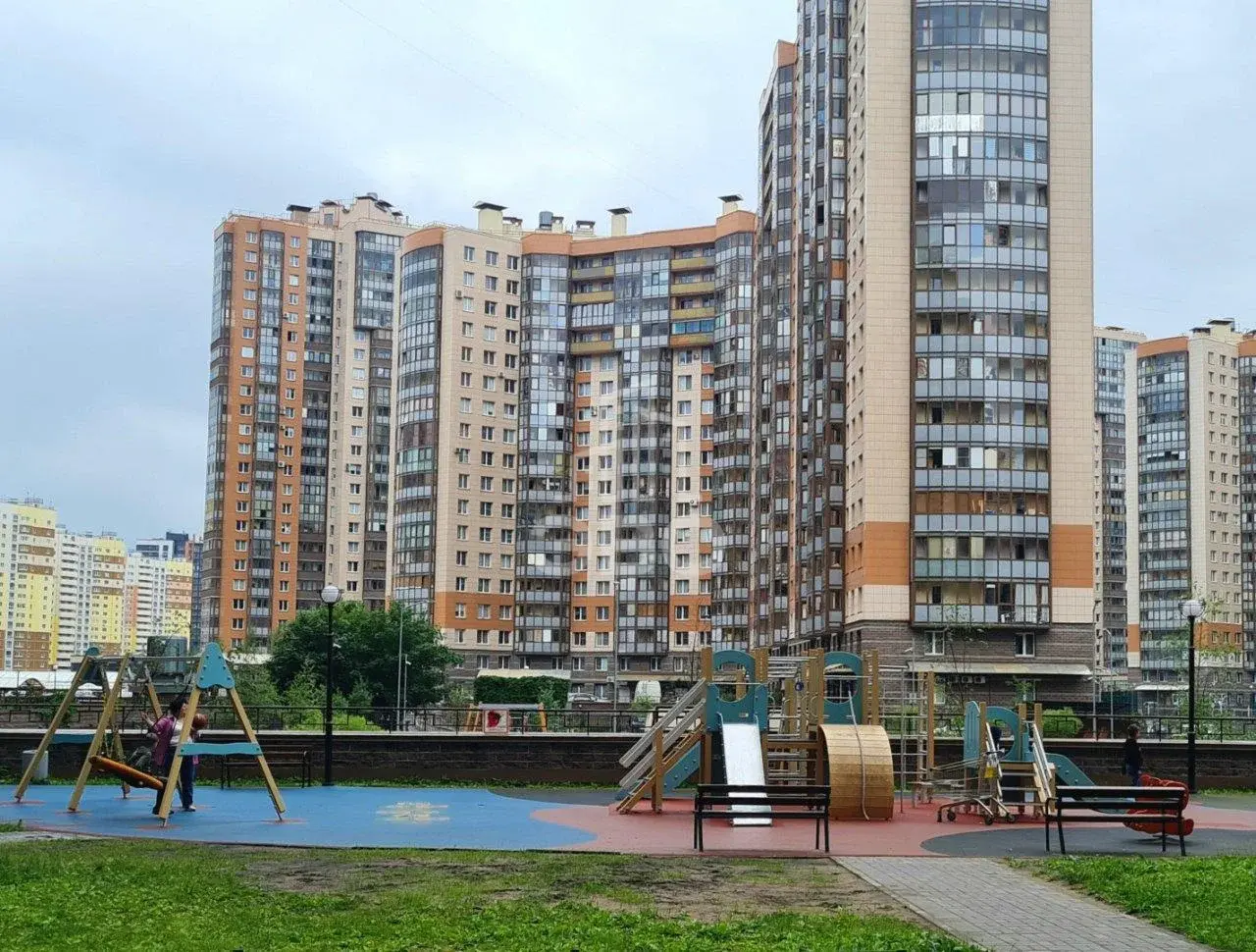 однокомнатная квартира в Санкт-Петербурге по адресу: Королёва проспект, 61