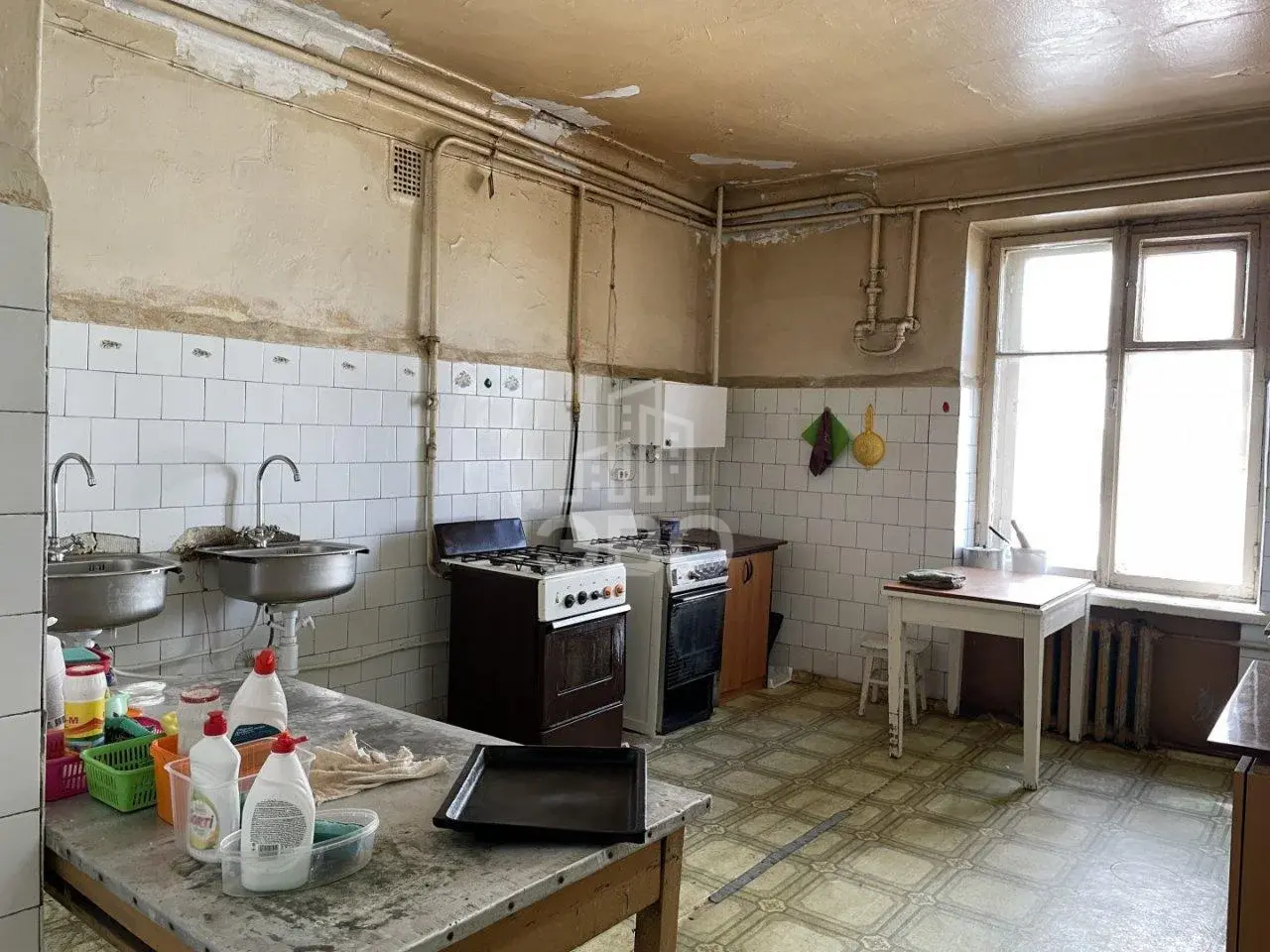 комната в Санкт-Петербурге по адресу: Октябрьская наб., 88, к 2
