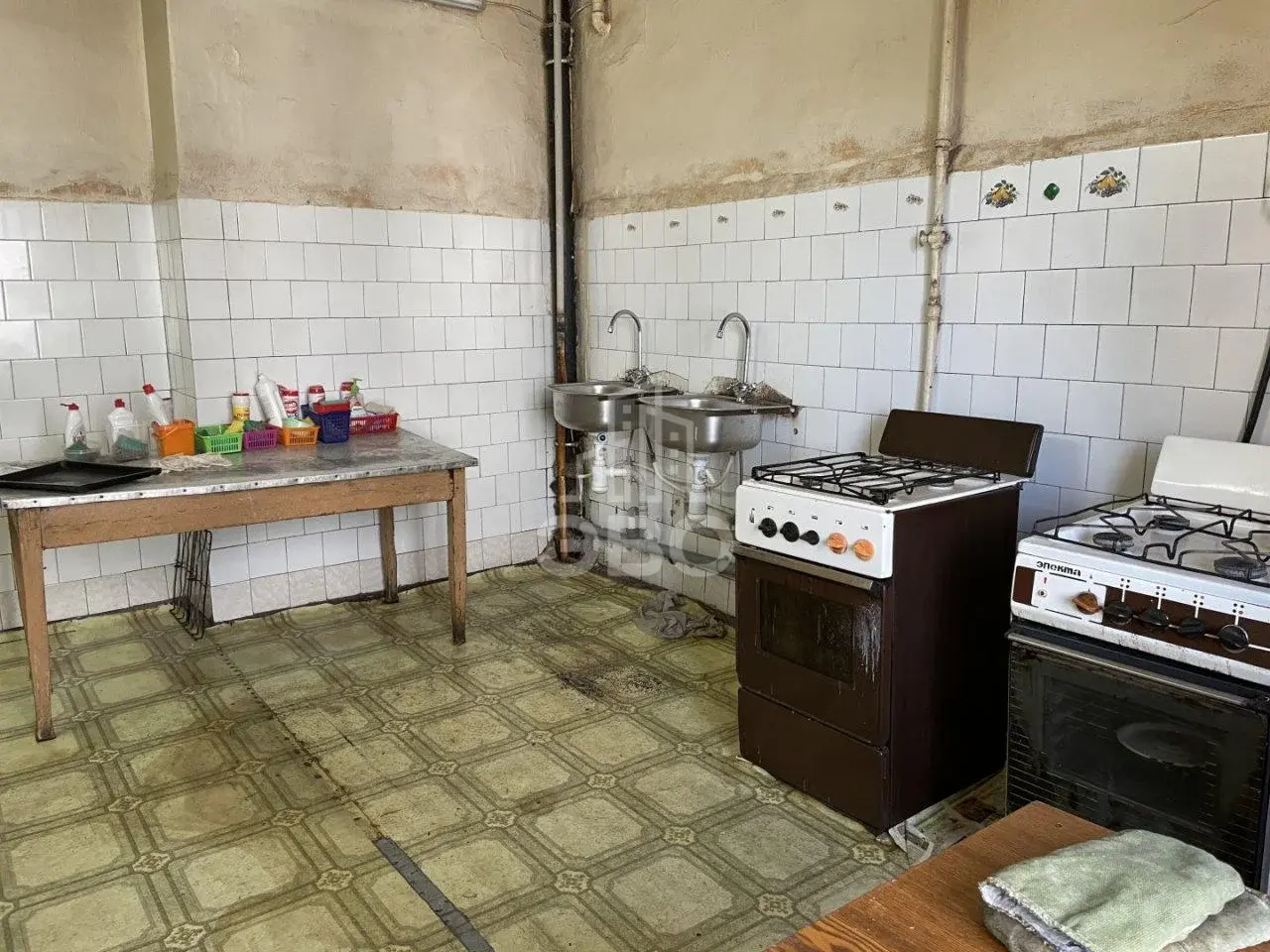 комната в Санкт-Петербурге по адресу: Октябрьская наб., 88, к 2