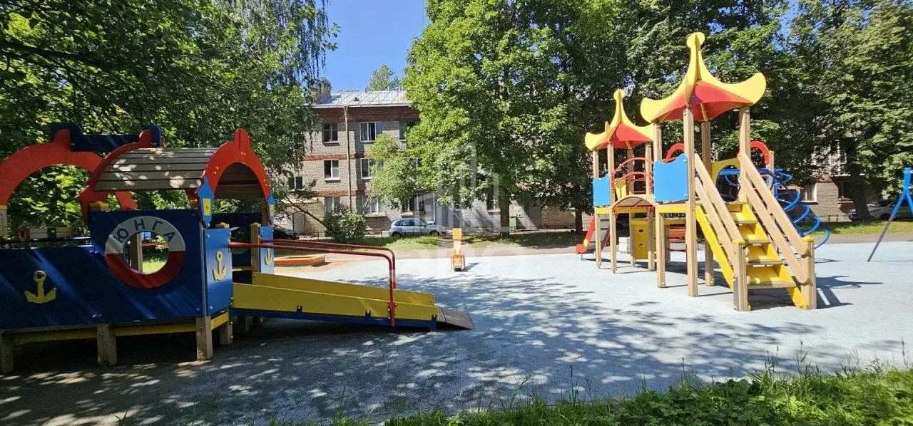 двухкомнатная квартира в Санкт-Петербурге по адресу: Лабораторный проспект, 27