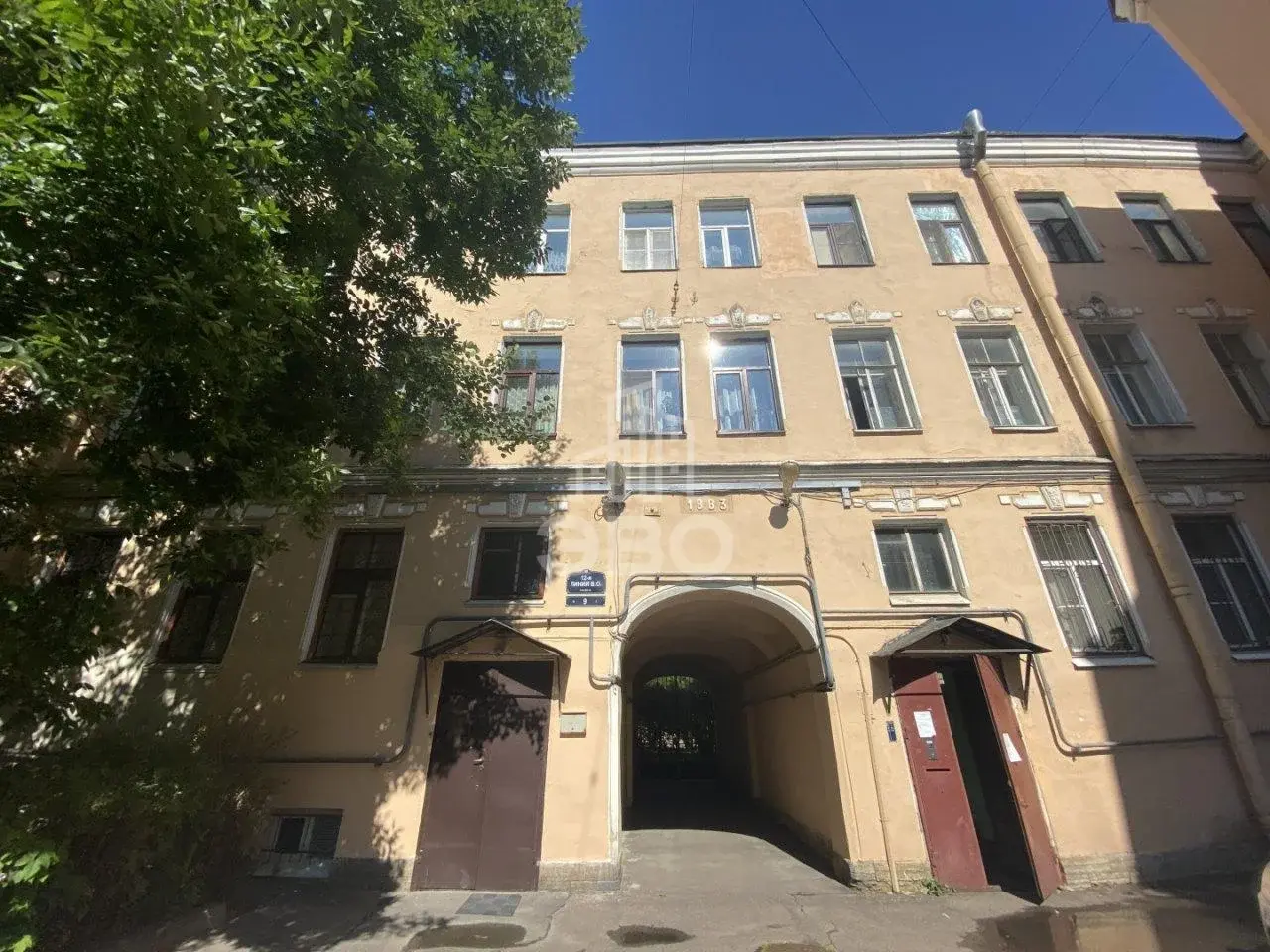 трехкомнатная квартира в Санкт-Петербурге по адресу: 12-я В.О. линия, 9