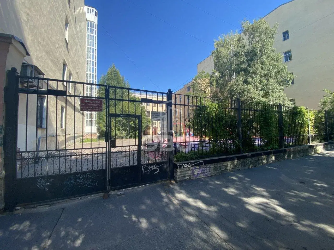 трехкомнатная квартира в Санкт-Петербурге по адресу: 12-я В.О. линия, 9