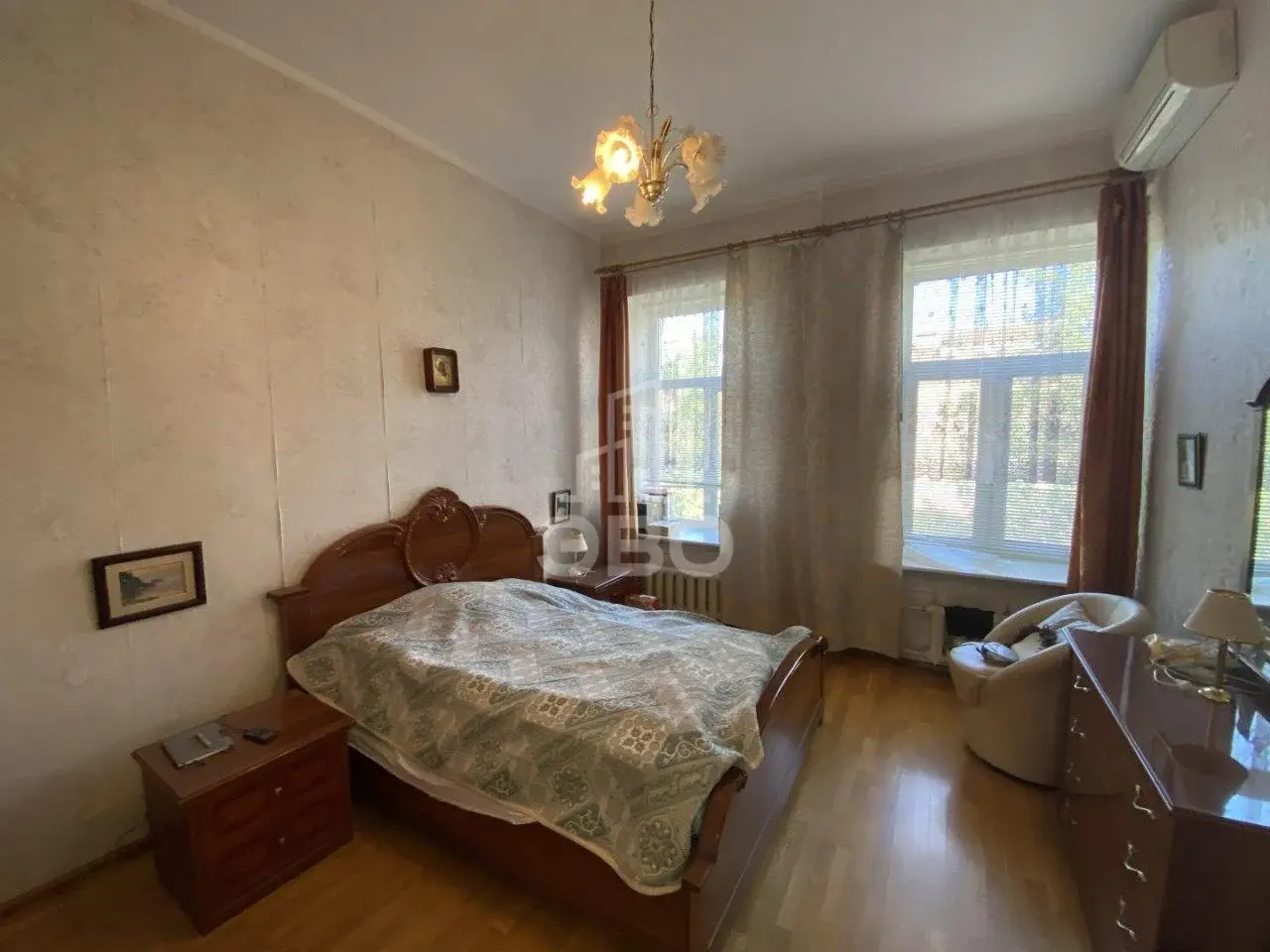 трехкомнатная квартира в Санкт-Петербурге по адресу: 12-я В.О. линия, 9