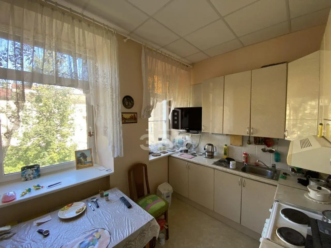 трехкомнатная квартира в Санкт-Петербурге по адресу: 12-я В.О. линия, 9