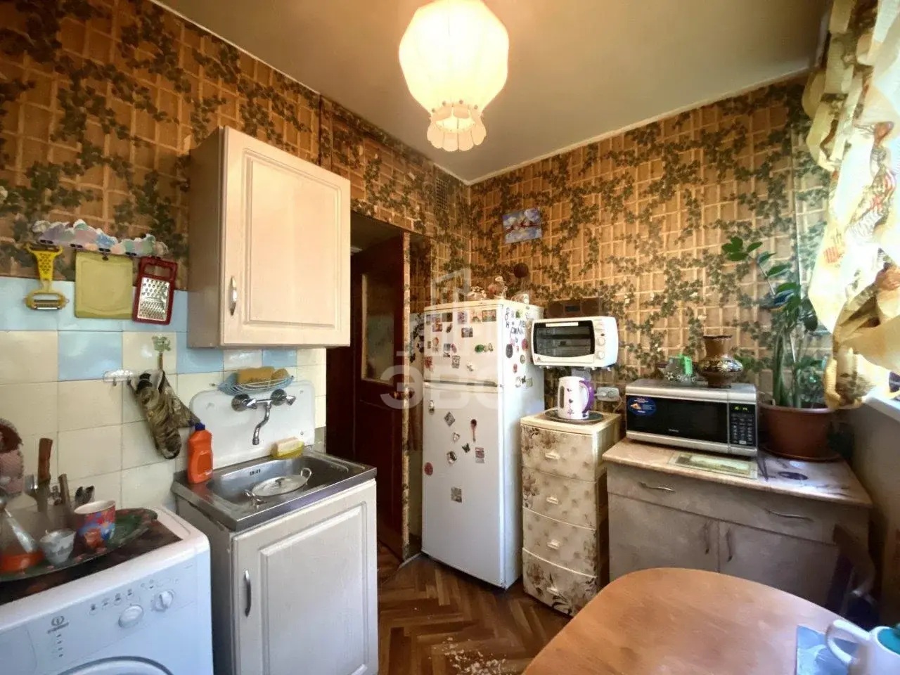 трехкомнатная квартира в Санкт-Петербурге по адресу: Ветеранов проспект, 3, к 2