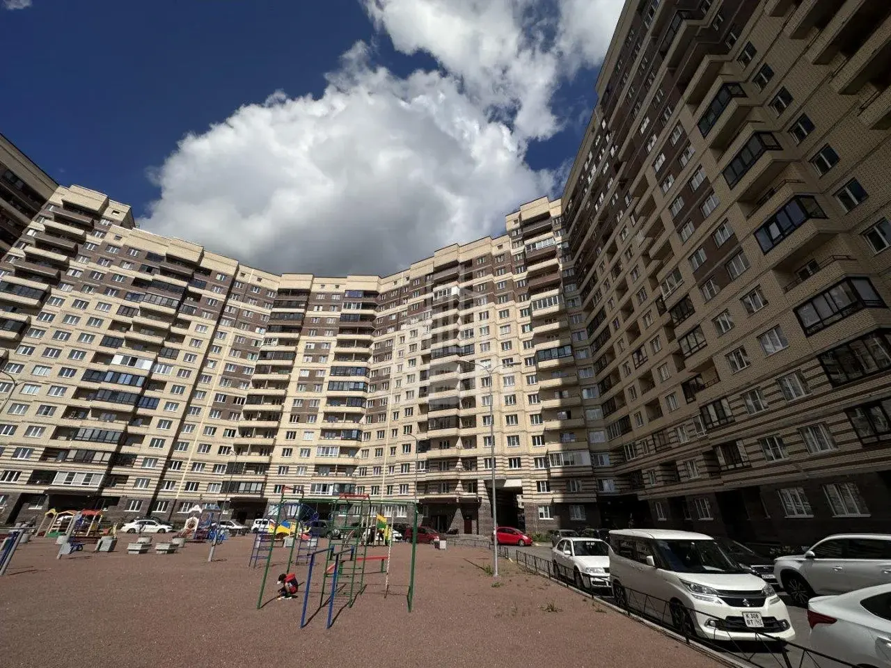 однокомнатная квартира в Санкт-Петербурге по адресу: Шоссе в Лаврики ул., 57, к 3