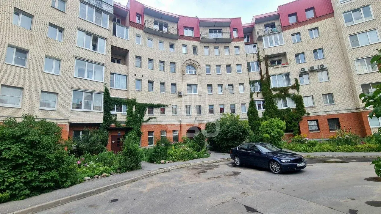 трехкомнатная квартира в Санкт-Петербурге по адресу: Малиновская ул., 7
