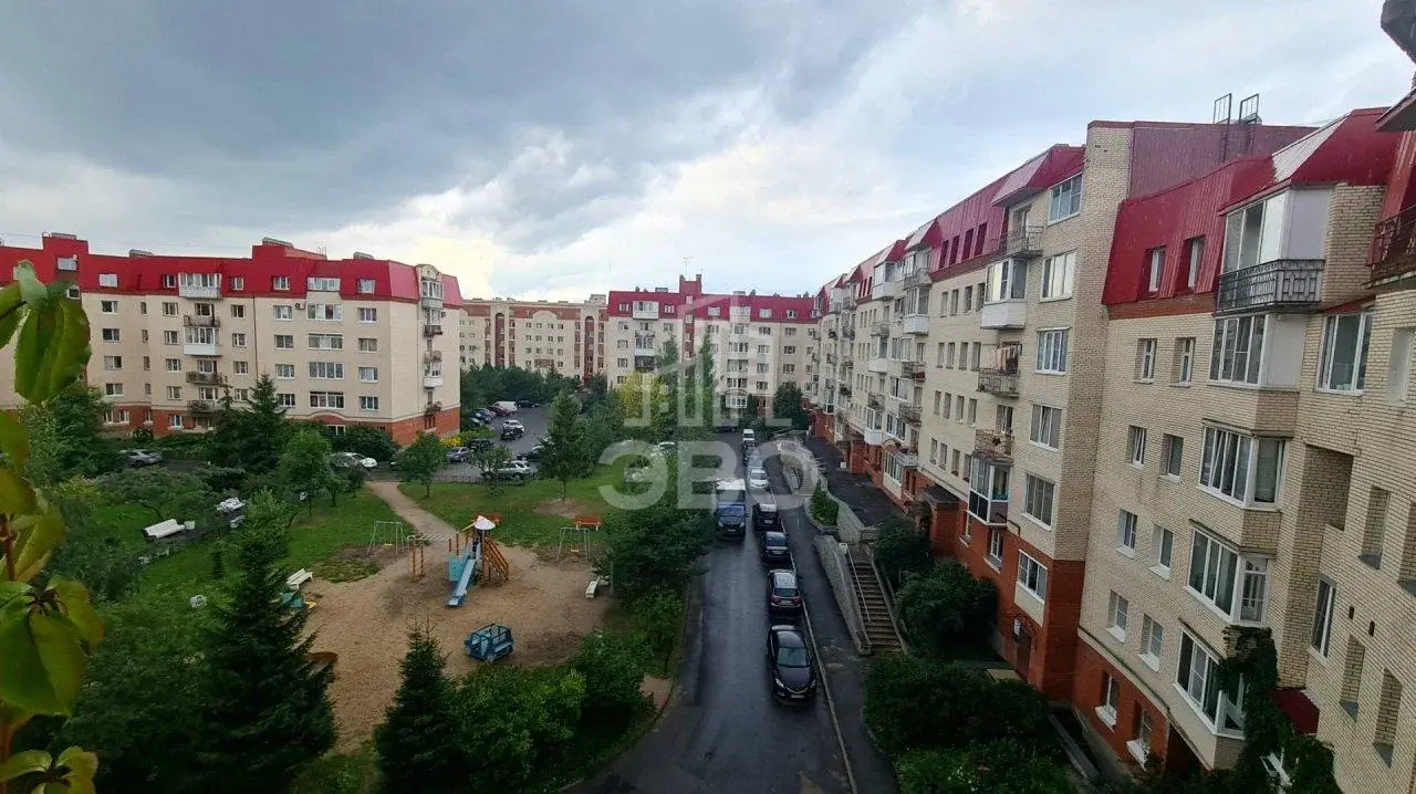 трехкомнатная квартира в Санкт-Петербурге по адресу: Малиновская ул., 7