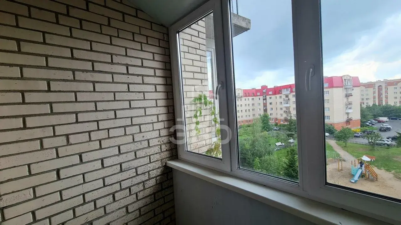 трехкомнатная квартира в Санкт-Петербурге по адресу: Малиновская ул., 7
