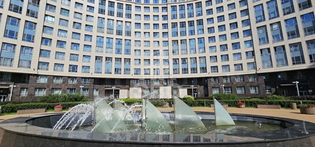 трехкомнатная квартира в Санкт-Петербурге по адресу: Ушаковская наб., 3, к 2, литера А