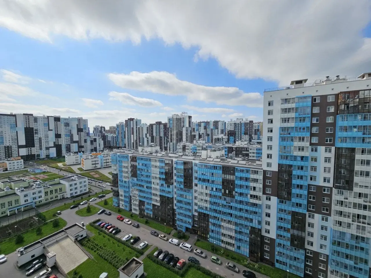 однокомнатная квартира в Санкт-Петербурге по адресу: Арцеуловская аллея, 23, к 1