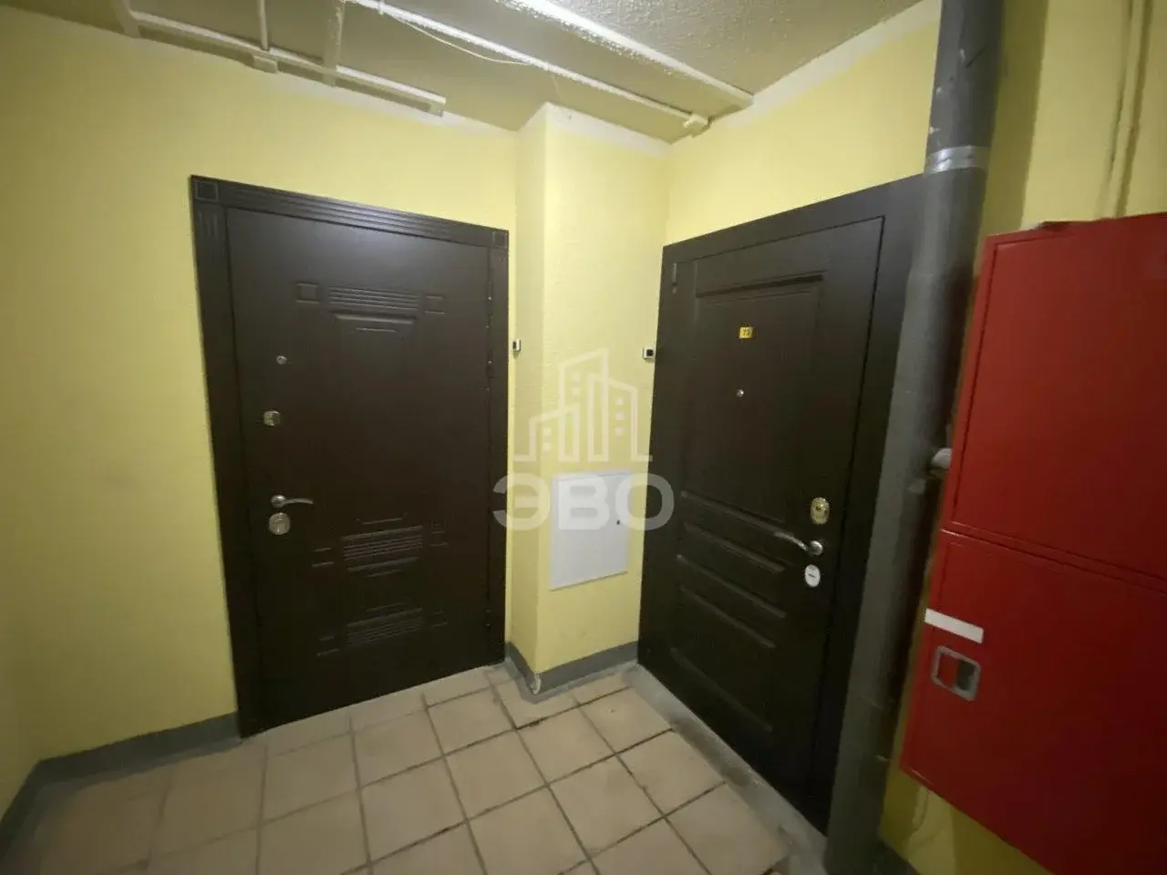 однокомнатная квартира в Санкт-Петербурге по адресу: Глухарская ул., 27, к 2