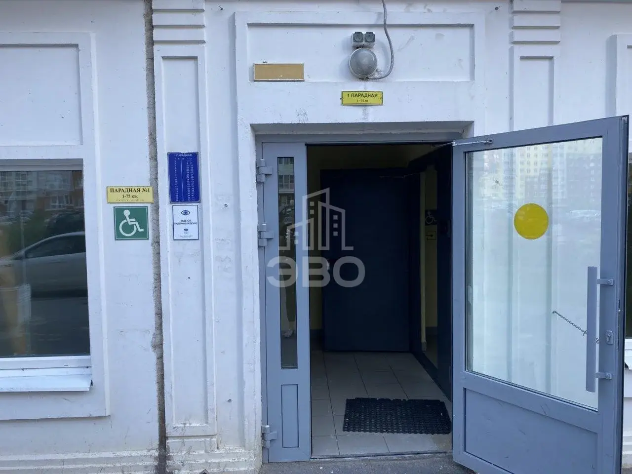однокомнатная квартира в Санкт-Петербурге по адресу: Глухарская ул., 27, к 2