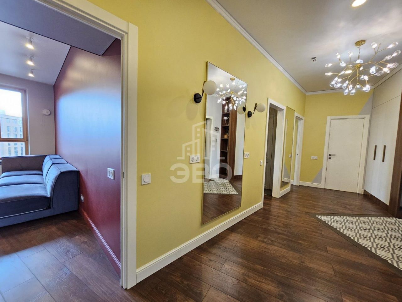 двухкомнатная квартира в Санкт-Петербурге по адресу: Ушаковская наб., 3, к 2