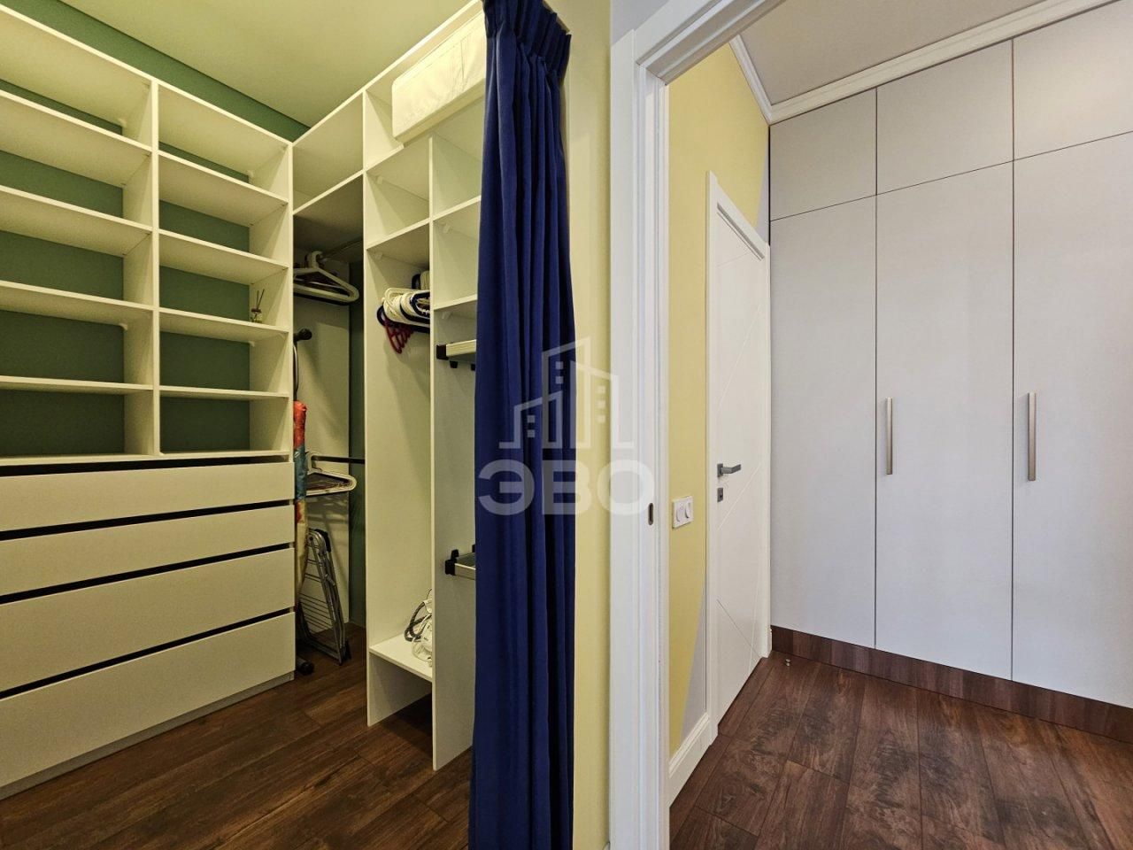 двухкомнатная квартира в Санкт-Петербурге по адресу: Ушаковская наб., 3, к 2